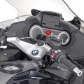 Mocowanie poziome GPS GIVI S903A na motorze detale