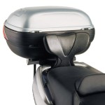 Oparcie dla pasażera GIVI TB45 YAMAHA T-MAX 500 (01-07)
