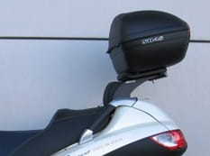 Stelaż kufra centralnego Piaggio MP3 125 250 300 400 500 / 500i Sport / Hybrid 125/300 LT / RL SHAD V0MP10ST