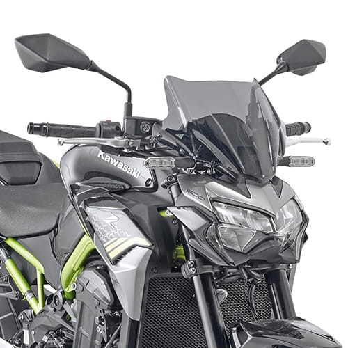 Dymiona-szyba-Givi-1176A-na-motocyklu-Kawasaki