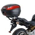 Stelaż-pod-kufer-centralny-Givi-445FZ-Kawasaki