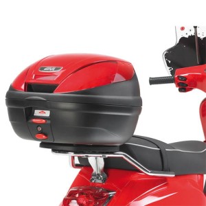 Givi SR105 Stelaż kufra centralnego Piaggio Vespa LX 50-125-150 (05-14) / Vespa S 50-125-150 (07-14)