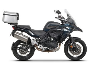 Stelaż kufra centralnego Benelli TRK 502 (20-26) / TRK 502X (20-26) / QJ Motor / Rieju SHAD B0TX50ST