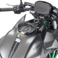 Givi-BF81-mocowanie-tanklock-Kawasaki-Z650
