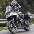 SHAD-SH38X-na-motocyklu-BMW