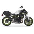 SHAD-E48-sakwy-na-motocyklu-Kawasaki
