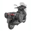 Givi-EASY10-sakwy-boczne-Yamaha-XMax-300