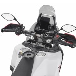 Givi BF101 Mocowanie torby w systemie TANKLOCK Yamaha Tenere 700 World Raid (26)