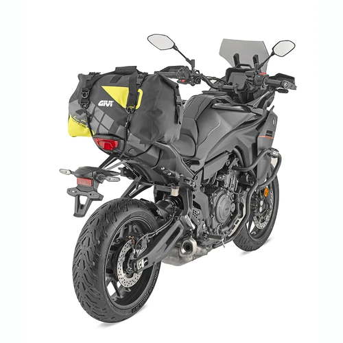 Torba Givi EA115GYB na motocyklu Yamaha Tracer 7