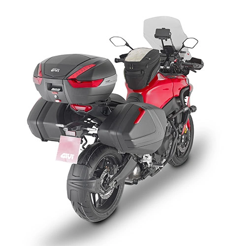 Torba Givi EA144B na motocyklu